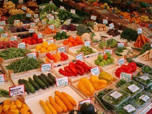 Obst und Gemüse enthalten wichtige Vitamine Obst und Gemuese enthalten viele Ballaststoffe